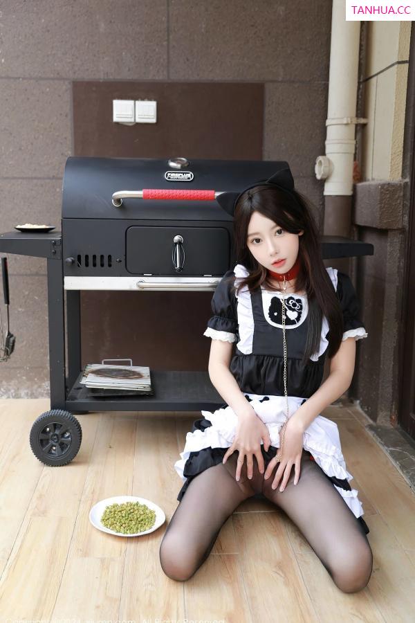   [XiuRen]高清写真图 2024.04.07 No.8351 桃妖夭 黑丝美腿第70张图片